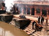 Tempelstadt Pashupatinath, Verbrennungsstätten Die...