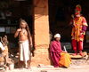 Tempelstadt Pashupatinath Saddus vor ihren Behausu...