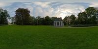 Kapelle im Park von Schloß Falkenlust geweiht 174...