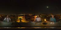 Auf dem Dach des Pal Haveli in Jodhpur bei Nacht ...