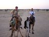 Kamelritt durch die Khuri-Dünen in der Wüste Thar