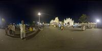 Nachts am Tor zum Maharaja Palast, Mysore