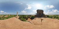 /Zwischen Olakkanatha Tempel und Leuchtturm Mamallapuram