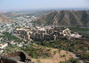 Nahargarh-Fort mit Blick auf das Amber-Fort, Jaipu...