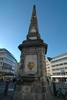 Marktbrunnen (Fontänenobelisk) aus dem Jahr 1777 z...