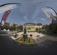 Beethovendenkmal und Postamt Bonn, Münsterplatz, ...