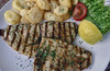 /gegrillter Schwertfisch im Restaurant Delphi (griechisches Restaurant in den Arkaden der Kapuziners