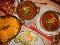 Lamm Tandoori und Bharta Aubergine im Taj India Bo...